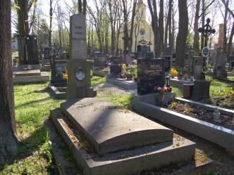 Město prodává volné hrobky na příbramském hřbitově